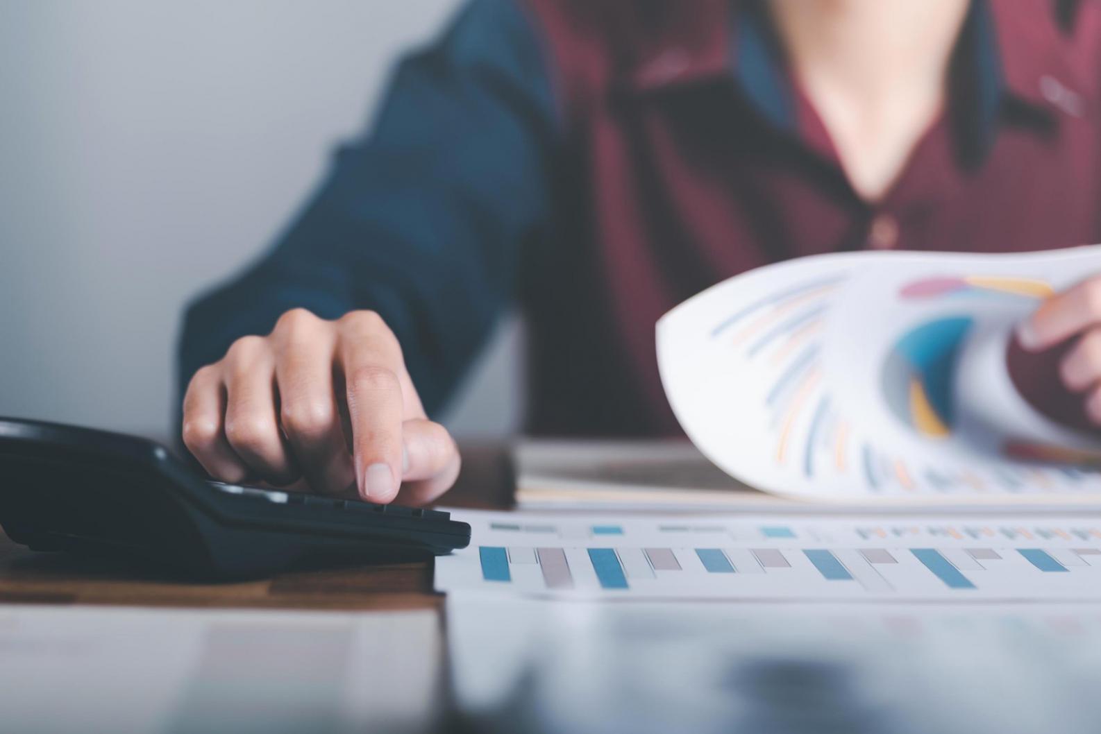 Gemeinsame Diskussionen und technische Analysen